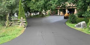 Best Driveway Sealing  in Keokuk, IA